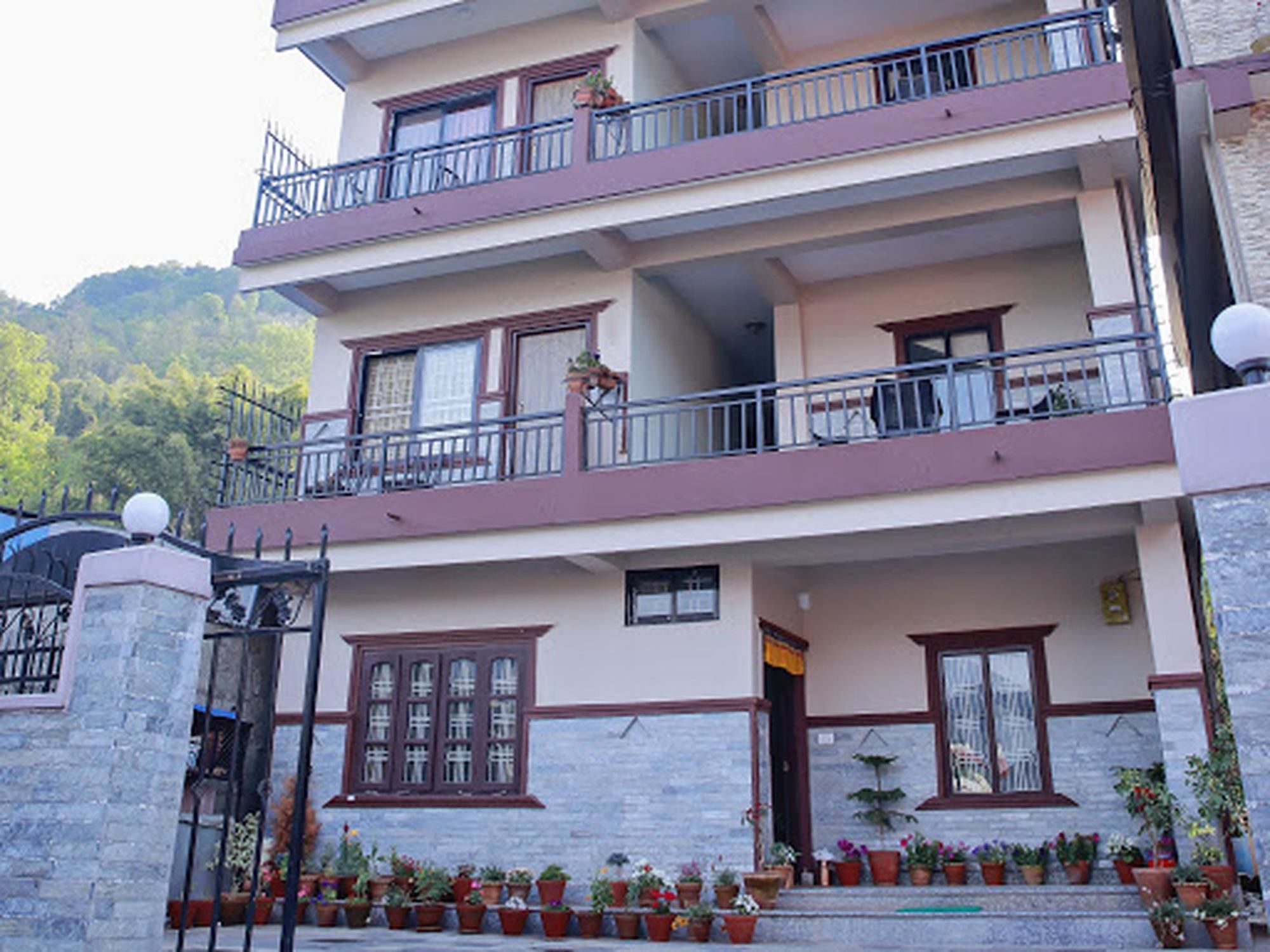 Hotel Sleepwell Pokhara Exterior photo